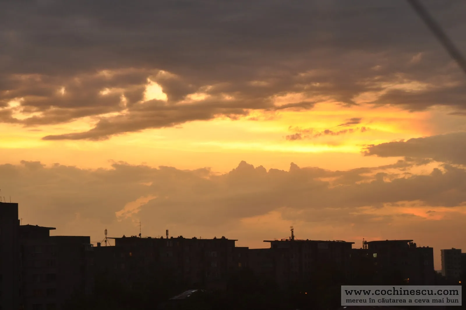 Photo 3 from “Rainbow over Bucharest”